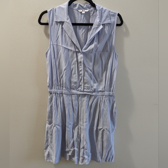 UNIQLO Baby Blue Collared Sleeveless Romper with Pockets Women’s medium - Picture 3 of 5